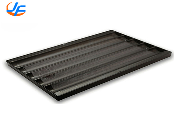 RK Bakeware China Foodservice 5 Reihen Aluminium Nonstick Perforated Baguette Tray