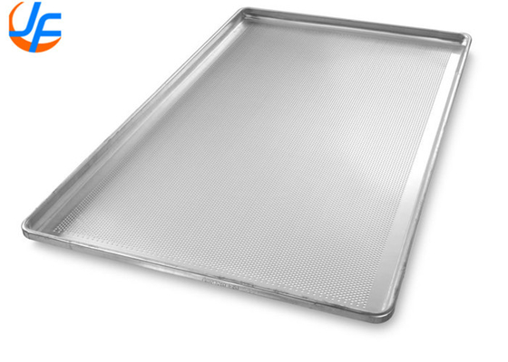 RK Bakeware China Foodservice 42465 Commercial 32 Schimmelverglasung Aluminiumstahl-Cluster-Hot Dog Bun-Pfanne