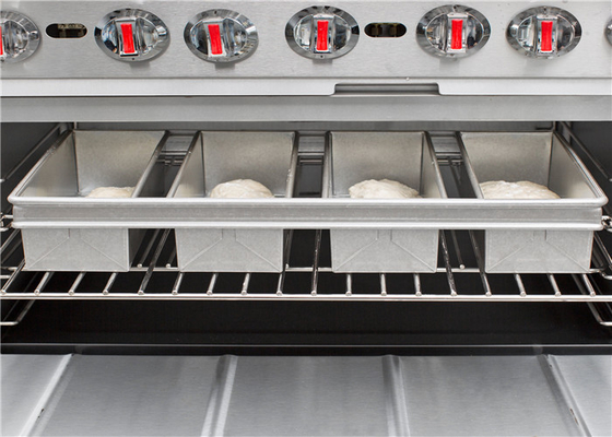 RK Bakeware China-Chicago Metallische 4-Streifen-Verglasung Aluminierte Pullman Brotpfanne Brotpfanne 13 &quot;x 4&quot; x 4 &quot;