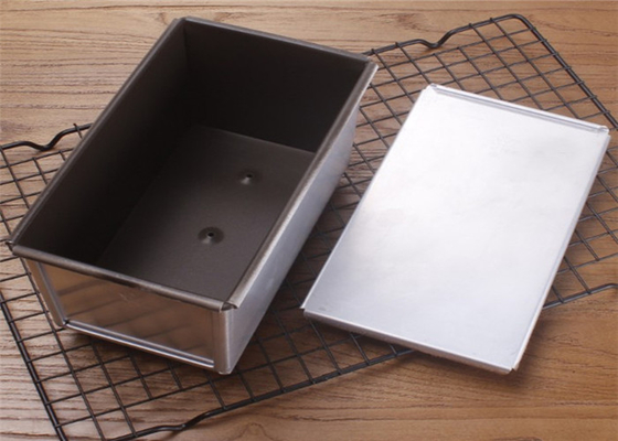 RK Bakeware China Foodservice NSF Custom Mini Loaf Pan Nonstick Pullman Brotloaf Pan Fluted Pan mit Deckel